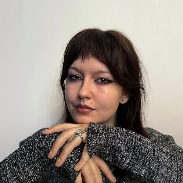Полина